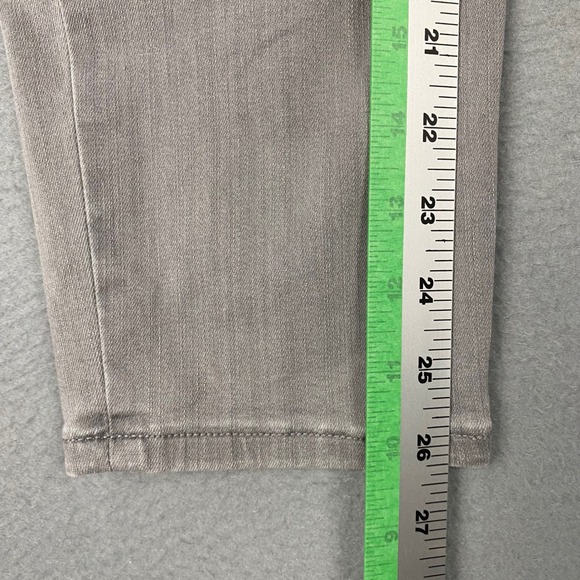 Chicos Gray Floral Embroidered Pull On Jegging Ankle Jeans Size 4R Chicos 0R - Picture 11 of 12